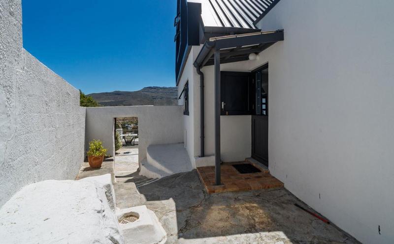 7 Bedroom Property for Sale in Fish Hoek Western Cape